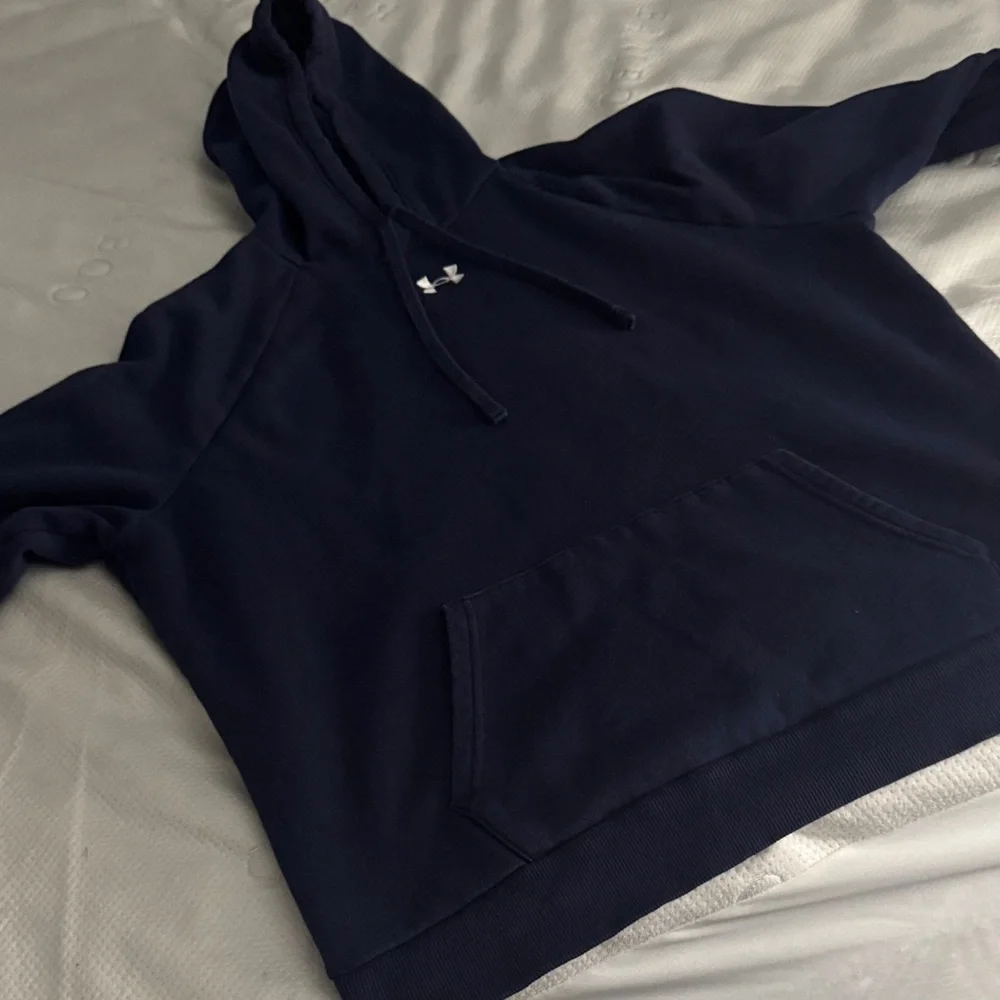 Under Armour Men's Dark Blue Hoodie - Picture 3 of 3